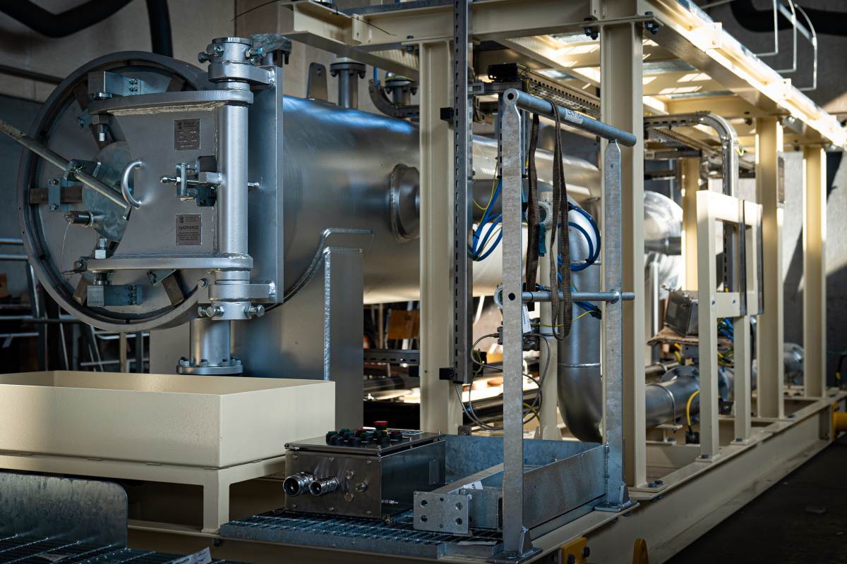 Pig launcher and receiver